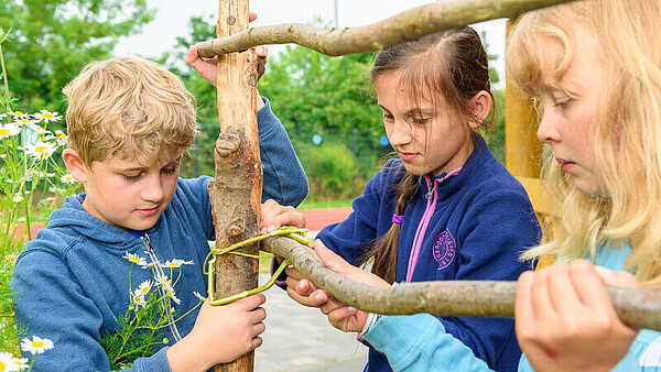 Spielende Kinder