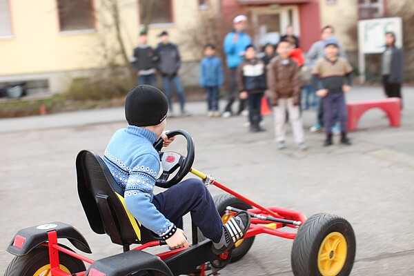 Spielende Kinder